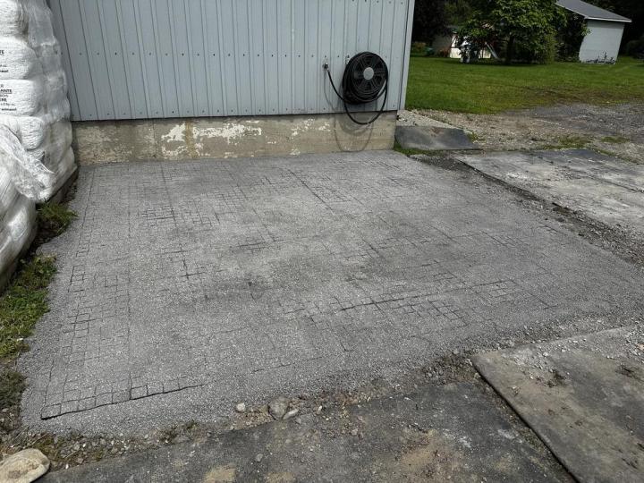 Installation de stabilisateurs de sol : solution écologique pour votre projet d’aménagement de stationnement vert